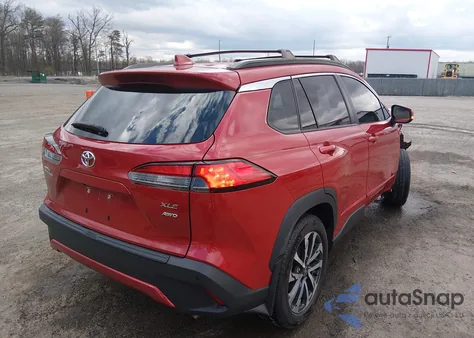 2022 Toyota Corolla Cross Xle from USA, damaged, VIN 7MUDAABGXNV014366